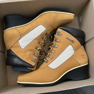 Never Worn Timberland Heel